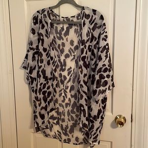 Ladies Kimono. Size XL